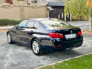 BMW 5 Series foto 4