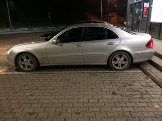 Piese auto disponibile pentru Mercedes/ dezmembrare / usi kapot lobovaya datcik foto 4