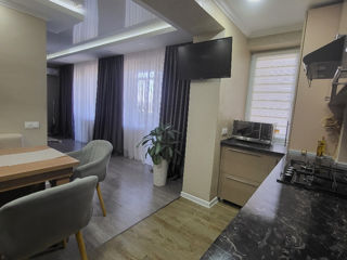 Apartament cu 3 camere, 112 m², Botanica, Chișinău foto 7