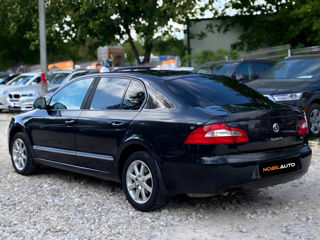 Skoda Superb foto 4