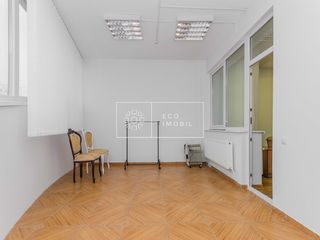 Chirie, oficiu, Centru, str. Sfatul Țării, 70 m.p, 1050€ foto 3