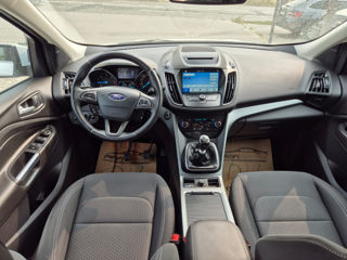 Ford Kuga foto 11