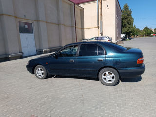 Toyota Carina foto 3