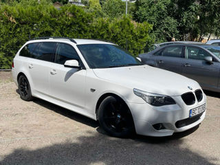 BMW 5 Series foto 3