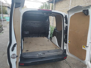 Ford Transit Connect foto 6