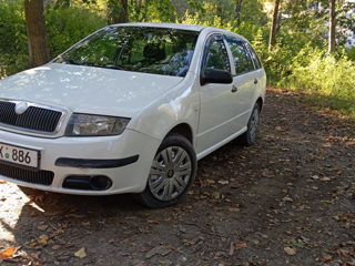 Skoda Fabia foto 4