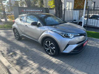 Toyota C-HR foto 3