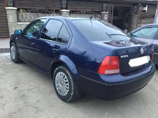 Volkswagen Bora foto 8