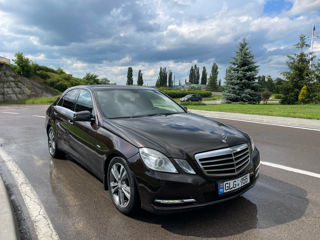 Mercedes E-Class foto 4