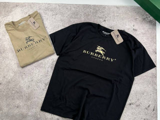 Tricouri Burberry Mărimi: S, M, L, XL foto 0