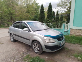 KIA Rio foto 1