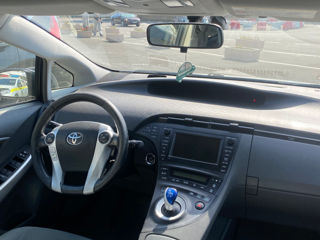 Toyota Prius foto 4