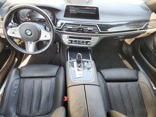 BMW 7 Series foto 10