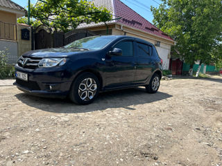 Chirie auto Dacia Sandero