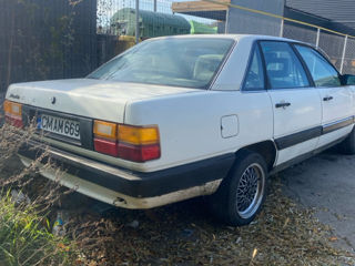 Audi 100 foto 3