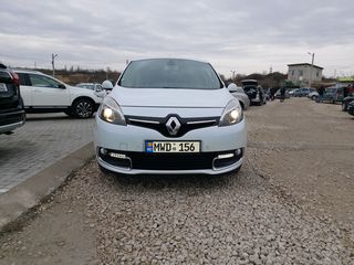 Renault Scenic foto 1