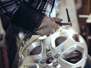 @Шиномонтаж 24/24 Качественный ремонт шин (боковых порезов шишек грыж) и дисков в Кишинев foto 10