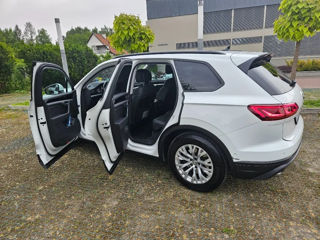 Volkswagen Touareg foto 12