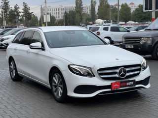 Mercedes E-Class foto 3