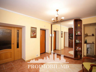 Apartament cu 3 camere, 128 m², Botanica, Chișinău foto 9