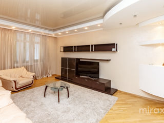 Apartament cu 3 camere, 130 m², Centru, Chișinău foto 3