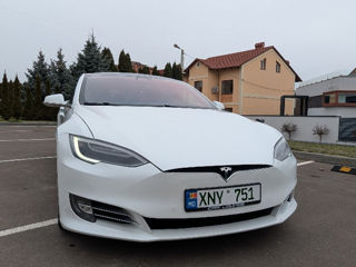 Tesla Model S foto 4