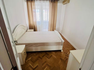 Apartament cu 3 camere, 73 m², Centru, Chișinău foto 5