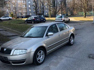 Skoda Superb foto 6