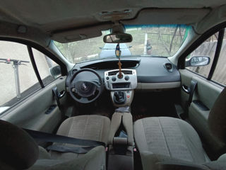 Renault Grand Scenic foto 6