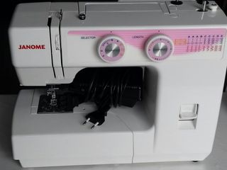 Профессиональная/промышленная швейная машина Janome foto 1