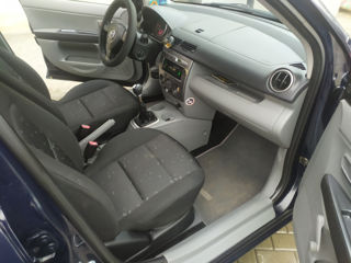 Mazda 2 foto 8