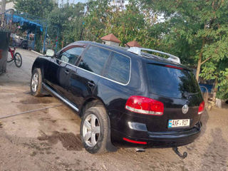 Volkswagen Touareg foto 2