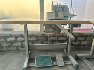 Masina de cusut Overlock industrială Zoje ZJ747A foto 6