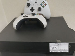 Xbox One X,3690 lei