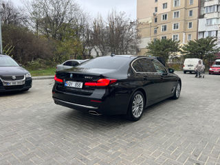 BMW 5 Series foto 6