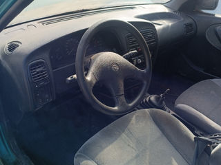 Nissan Primera foto 3