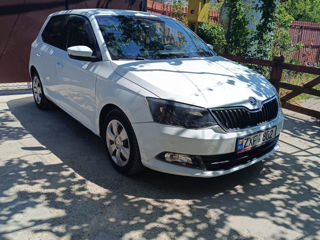 Skoda Fabia фото 2