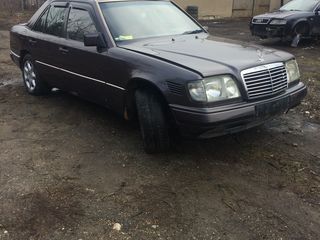 Mercedes E Class foto 2