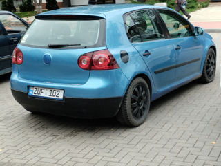 Volkswagen Golf foto 2