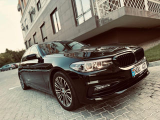 BMW 5 Series foto 4