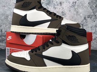 Nike Air Jordan 1 Retro High x Travis Scott Unisex foto 5