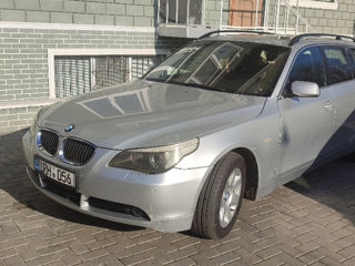 BMW 5 Series foto 2