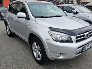 Toyota Rav 4 foto 3