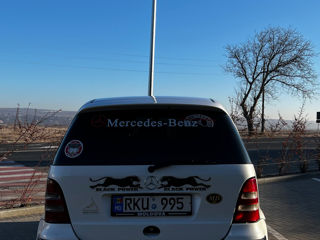 Mercedes A-Class foto 2