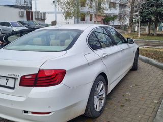 BMW 5 Series foto 4