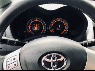 Toyota Auris foto 8