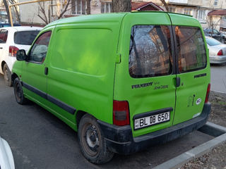 Peugeot Partner foto 2