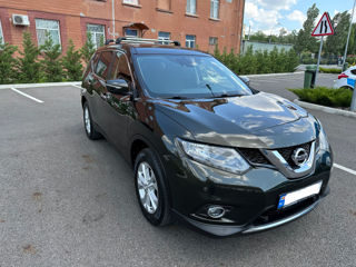 Nissan X-Trail foto 2