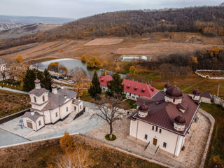 Pelerinaje la 11 manastiri din moldova 2024, timp de 1 zi, zilnic, grupuri de 6/20/45/55 persoane
