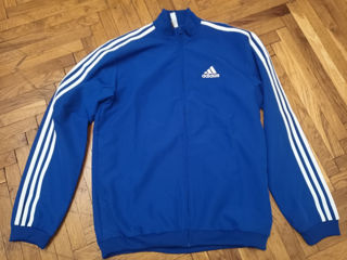 Costum sportiv Adidas foto 3